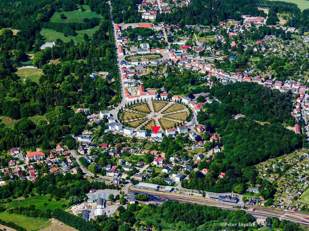 Luftaufnahme Circus