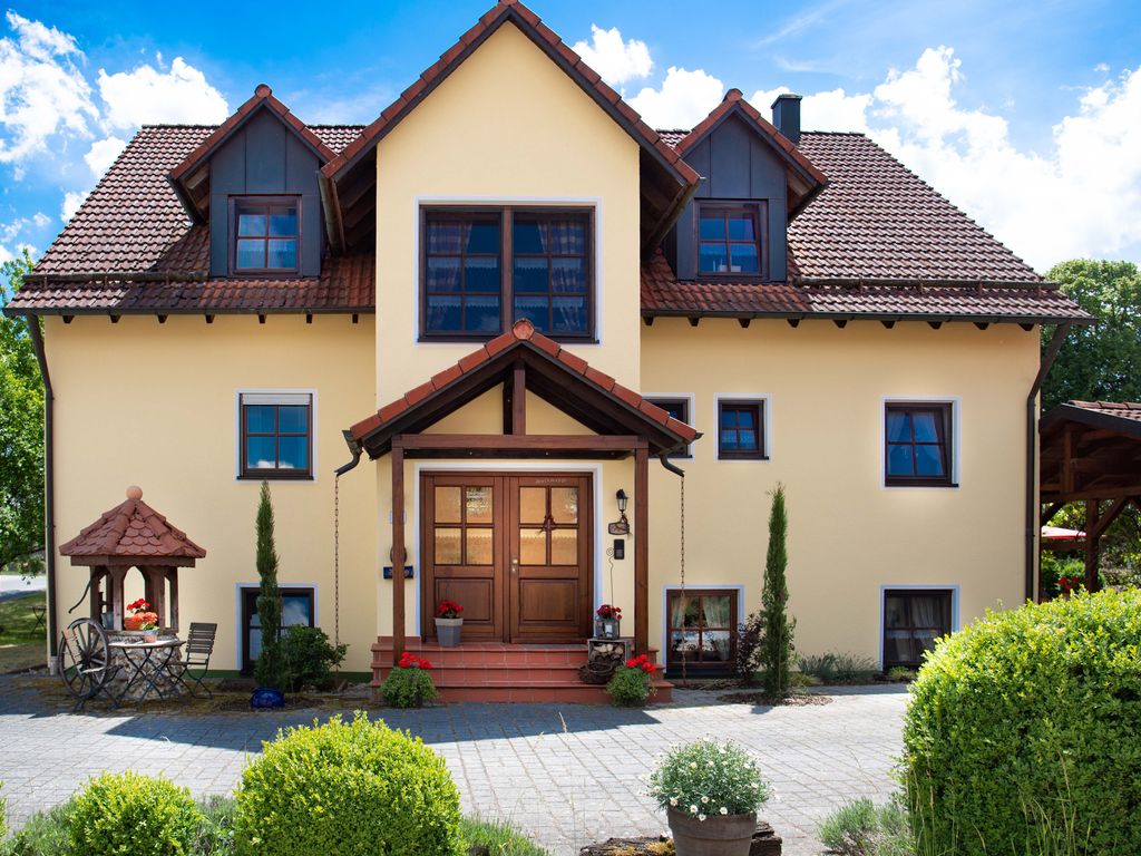 Vorderansicht Haus