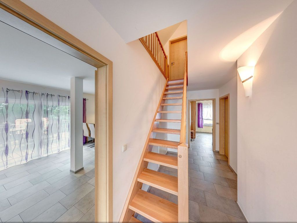 Treppe ins DG