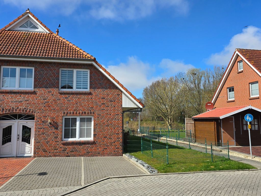 Haus mit Parkplatz
