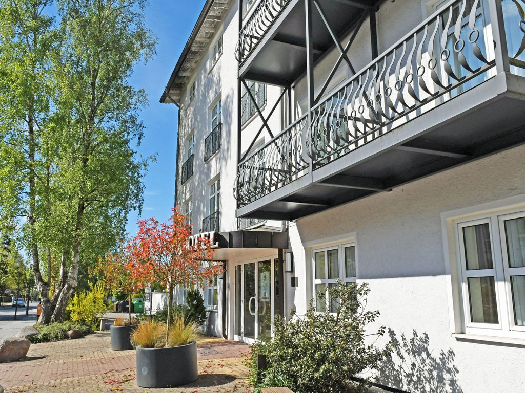 Park-Appartements Ostseebad Sellin 500 m zum Strand