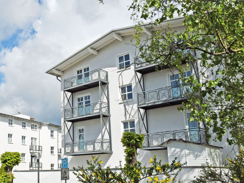 Park-Ferienwohnungen Ostseebad Sellin 500 m zum Strand
