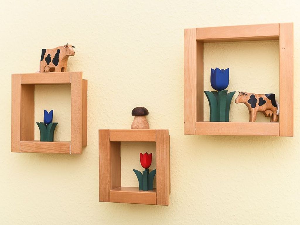 Wohnzimmer mit integriertem Küchen- und Essbereich