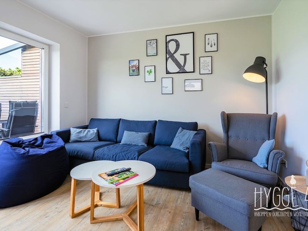 Wohnzimmer mit integriertem Küchenbereich