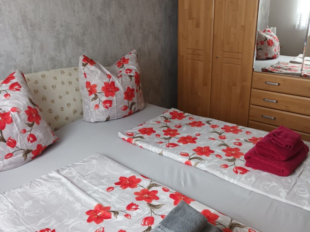 Schlafraum mit Doppelbett