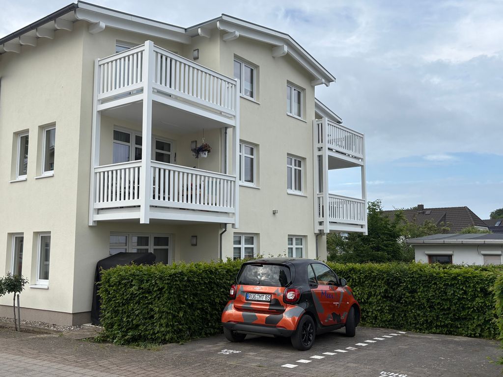 Aussenansicht / Parkplatz an der Unterkunft