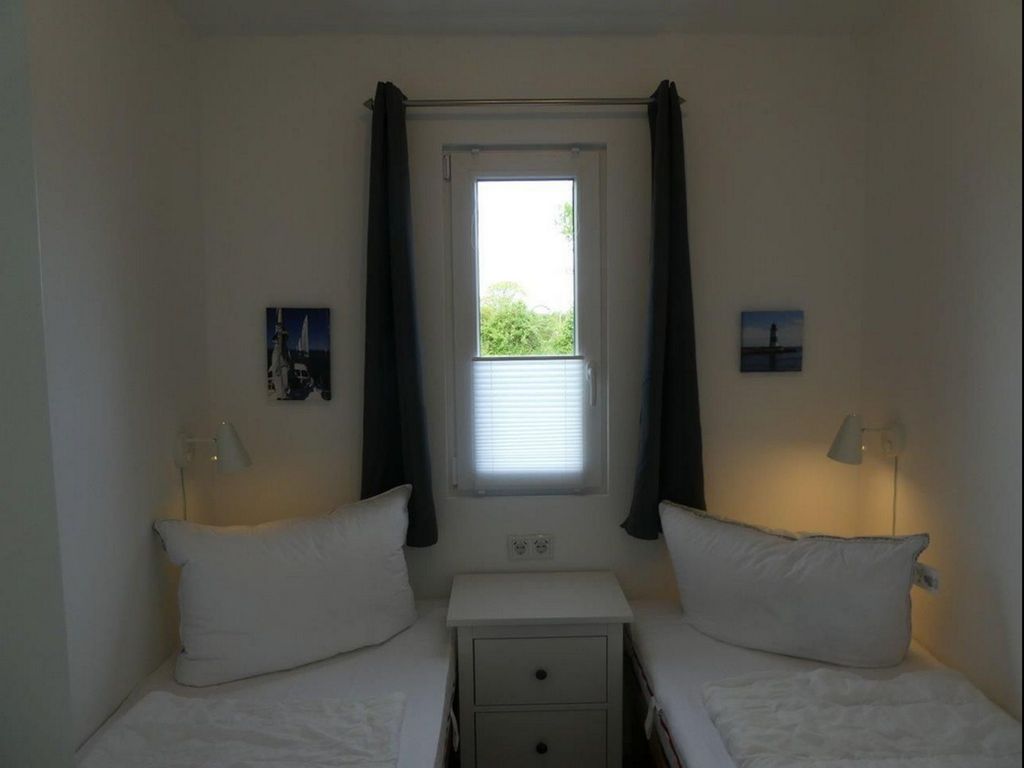 2. Schlafzimmer