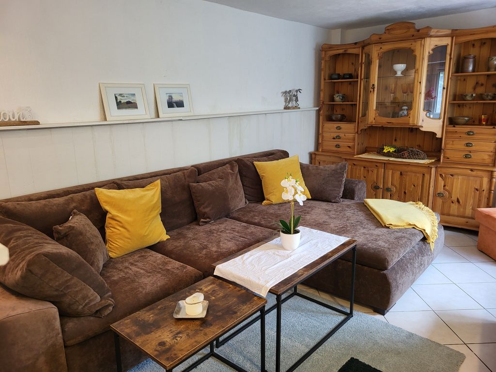 Wohnzimmer mit Schlafcouch