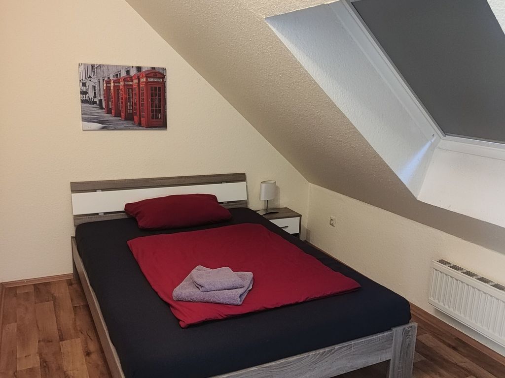 Schlafzimmer 2