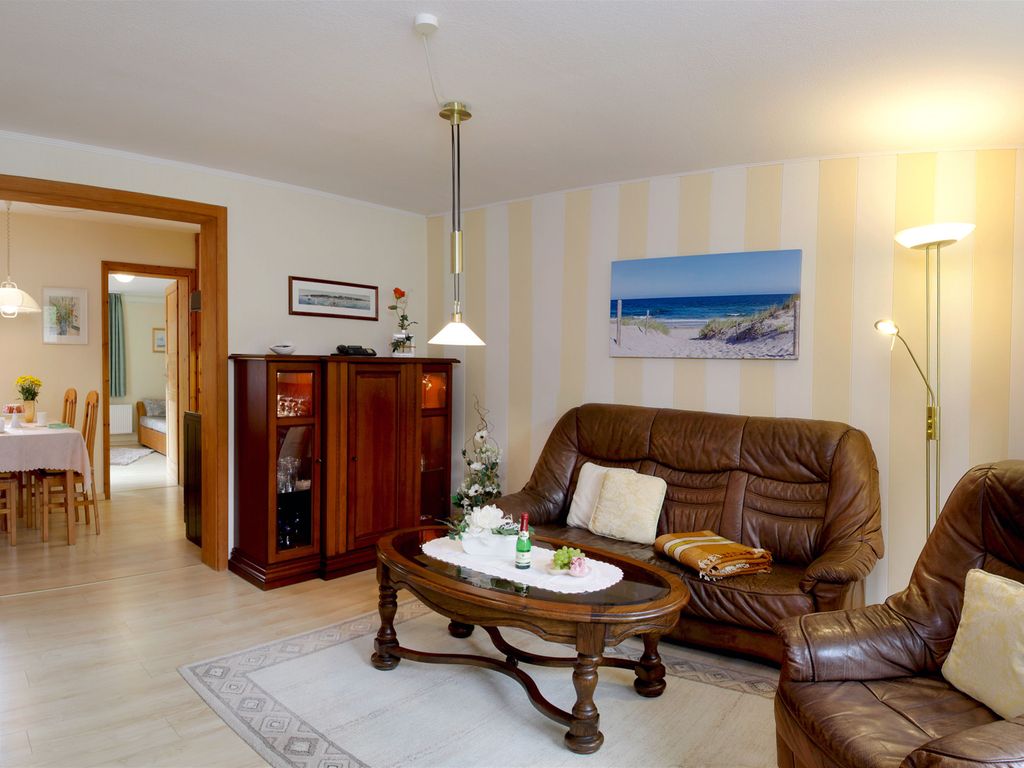 Die Ferienwohnung Nr. 2 im Reetdachhaus An der Rehwiese, im schönen Ostseebad Karlshagen.