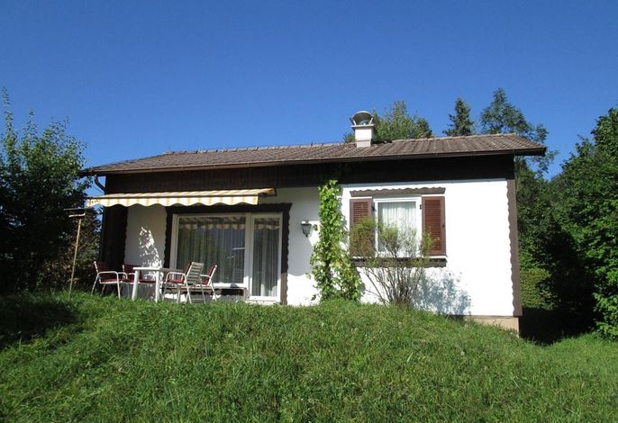 Landhaus-Flair am Weißensee mit sonniger Terrasse (17, HT)