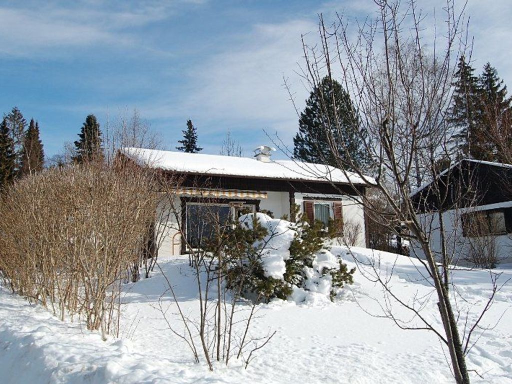 Ferienhaus im Landhausstil mit Terrasse und Bergblick (17)