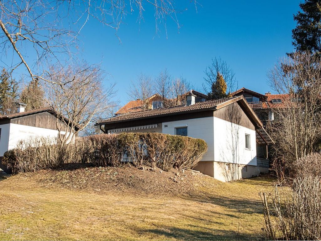 Gemütliches Ferienhaus mit großer Südwest-Terrasse (24)
