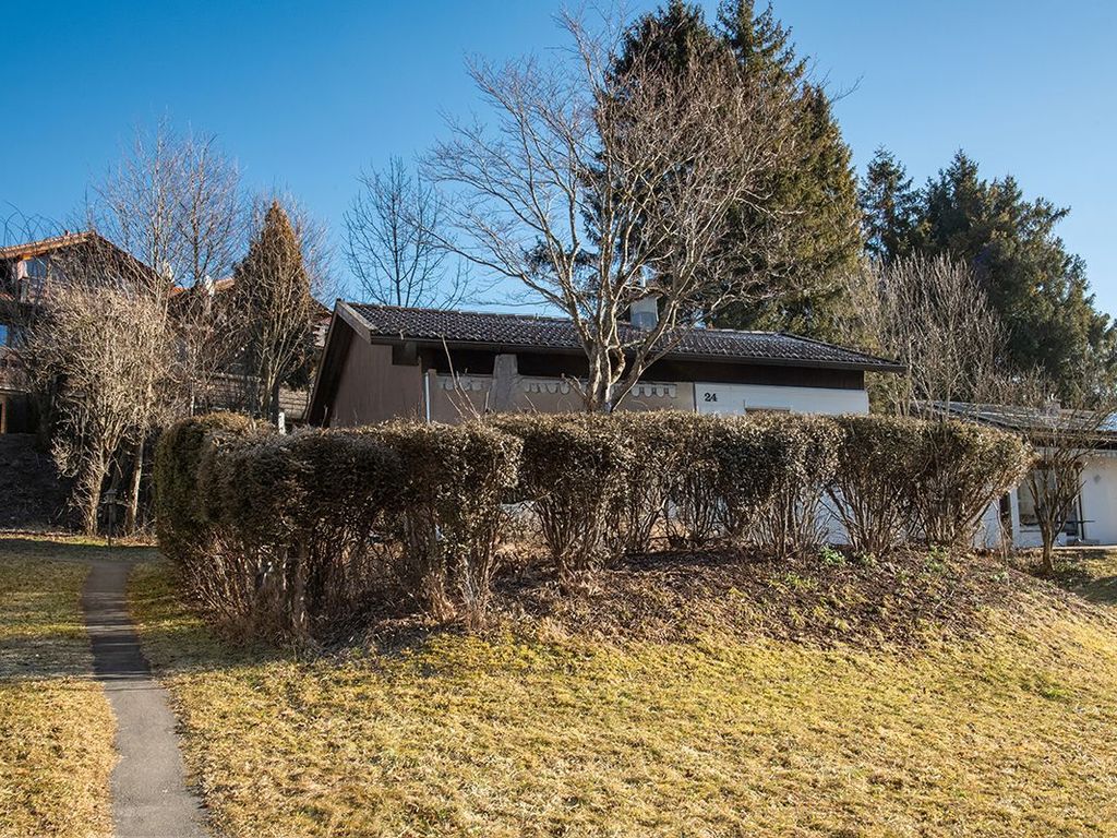 Gemütliches Ferienhaus mit großer Südwest-Terrasse (24)