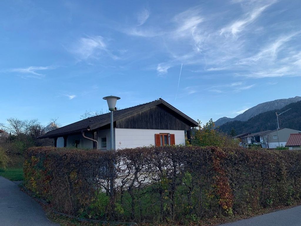 Komfortables Ferienhaus mit Garten und großer Terrasse (04)