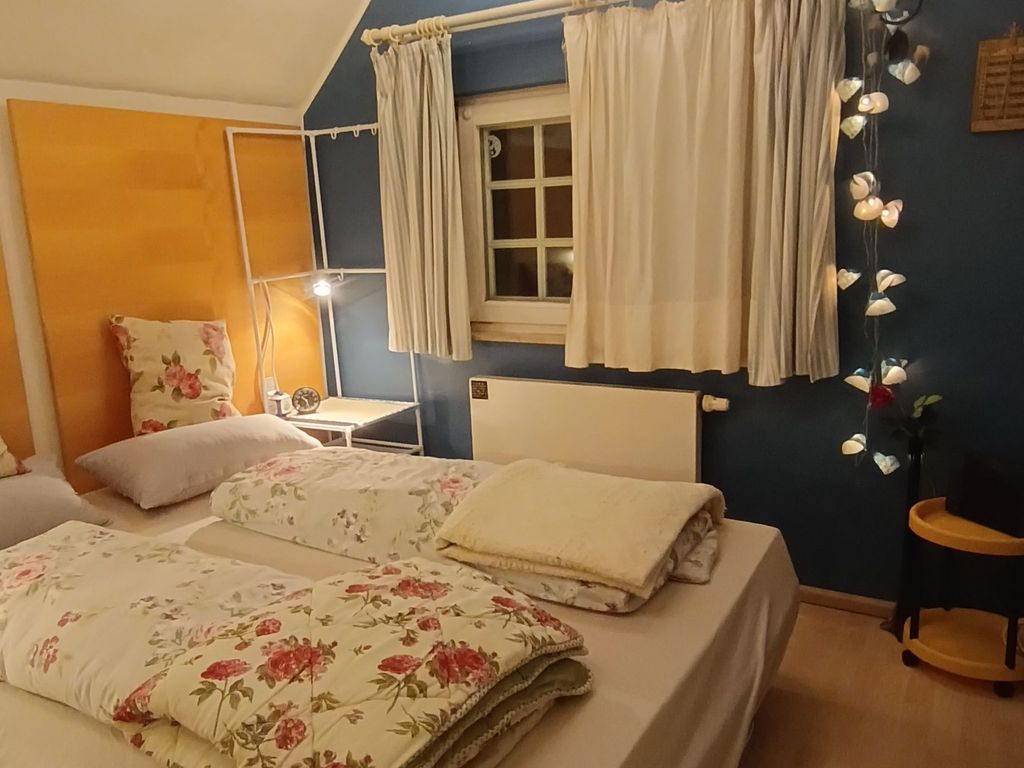 Blick ins Schlafzimmer