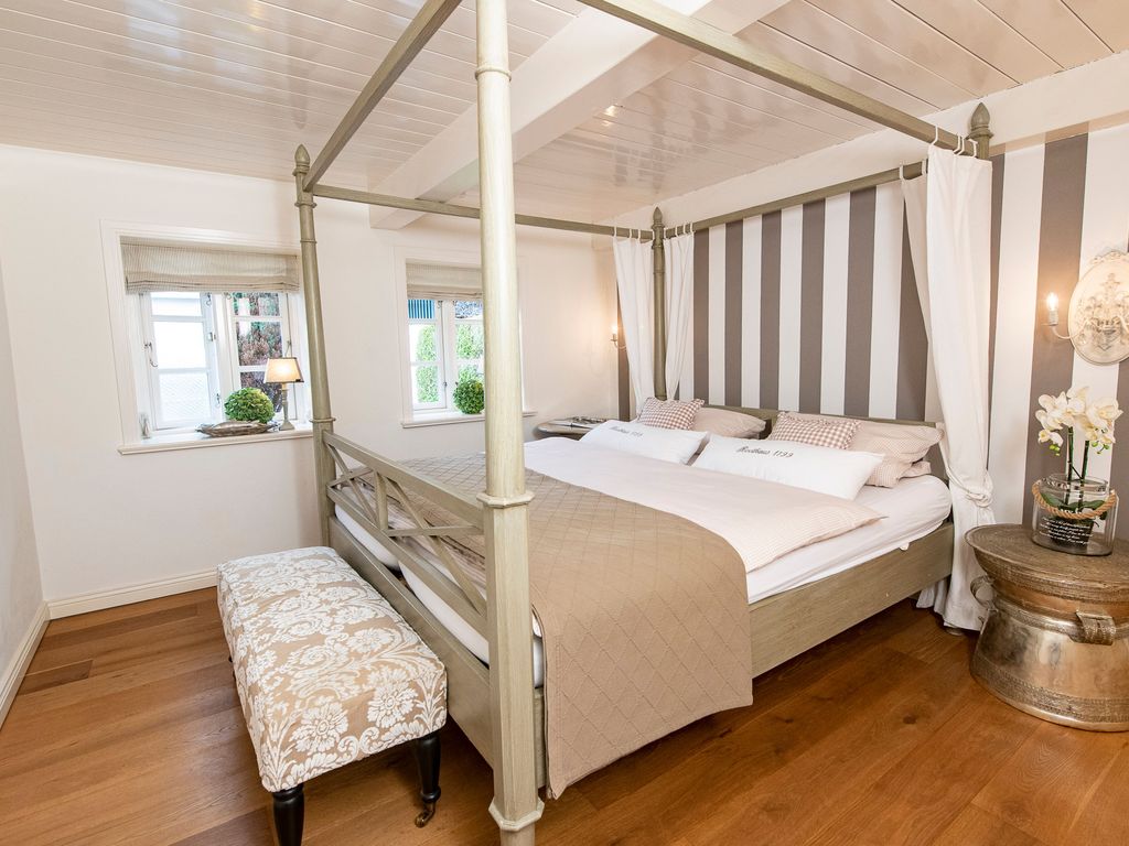 Himmelbett Erdgeschoss