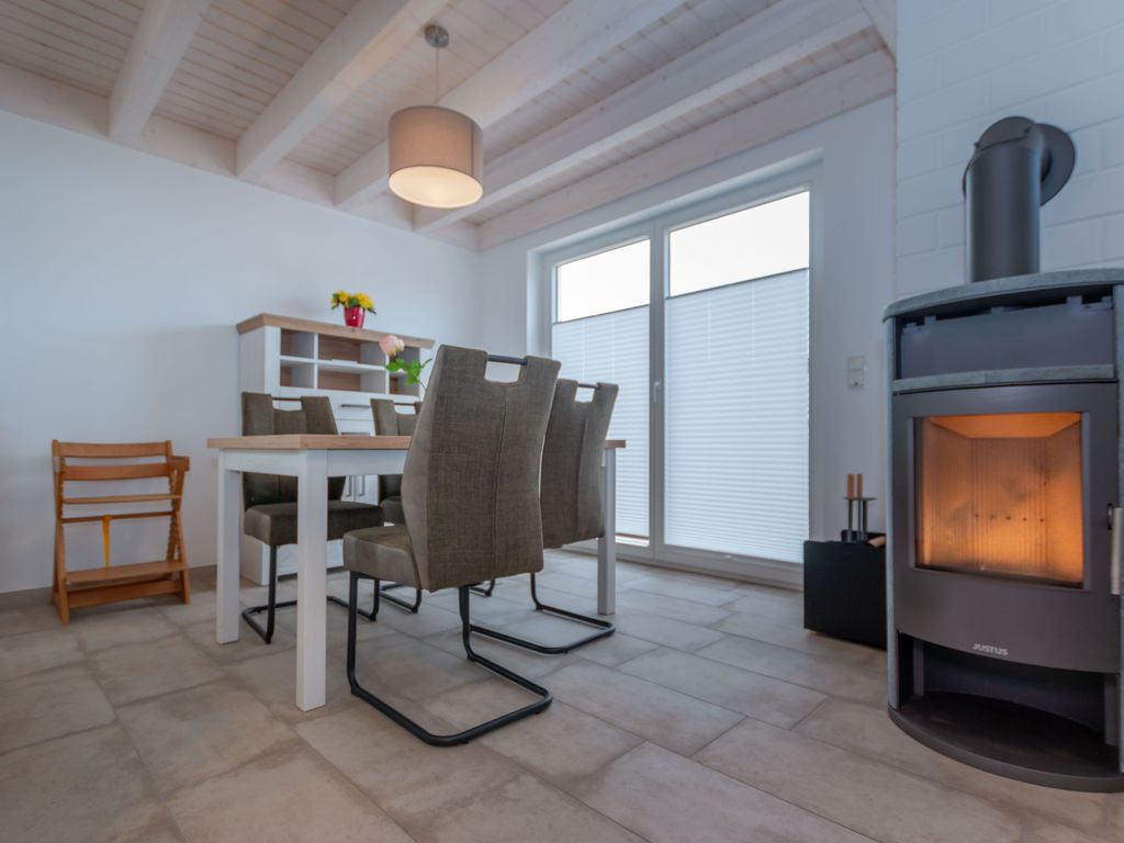 Esszimmer mit Kamin
