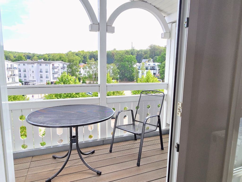 Balkon mit Sitzmöglichkeit