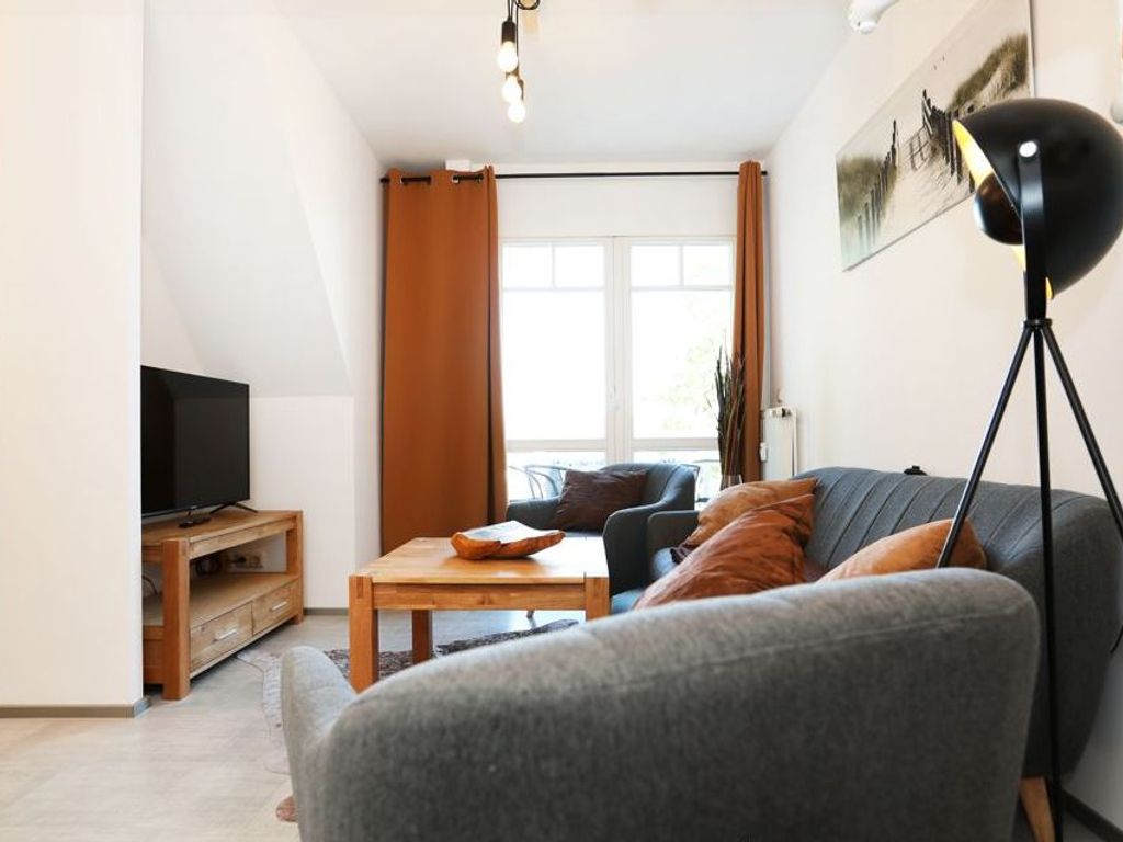 ruhige 3-Raum-Ferienwohnung in Sellin mit Balkon