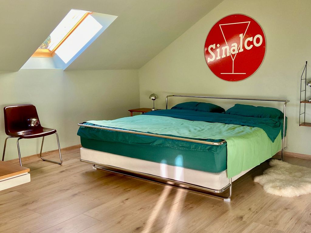 Schlafzimmer DG