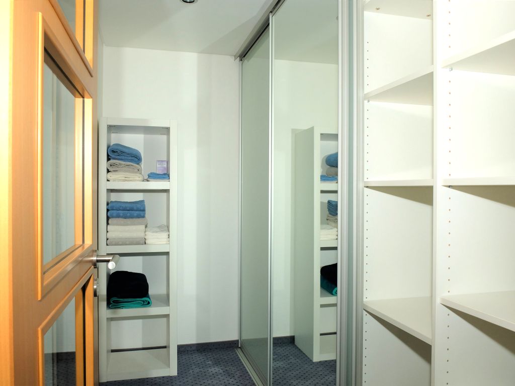 Blick ins Ankleidezimmer