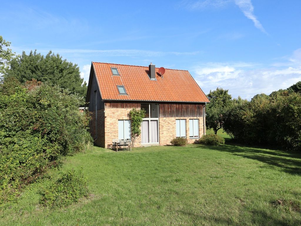 Schwanhaus - Blick auf das Ferienhaus von der Landseite