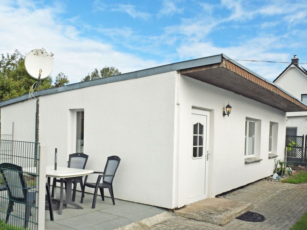 Ferienhaus mit Terrasse auf Wittow