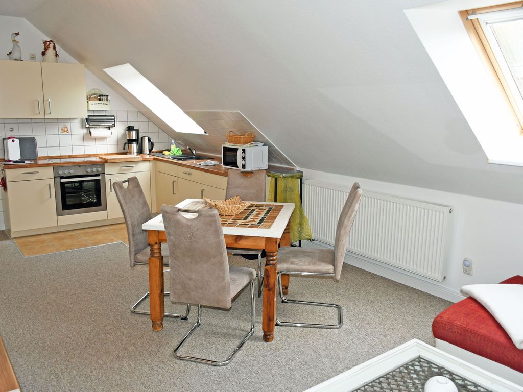 schöne Ferienwohnung zur Granitz mit Sonnenterrasse