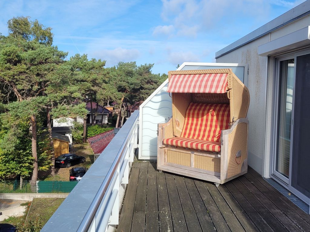 Strandkorb auf der Terrasse