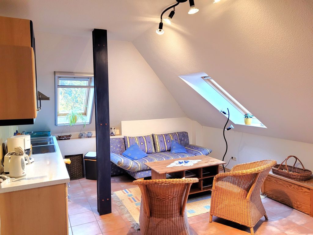 Schlafbereich im Wohnzimmer