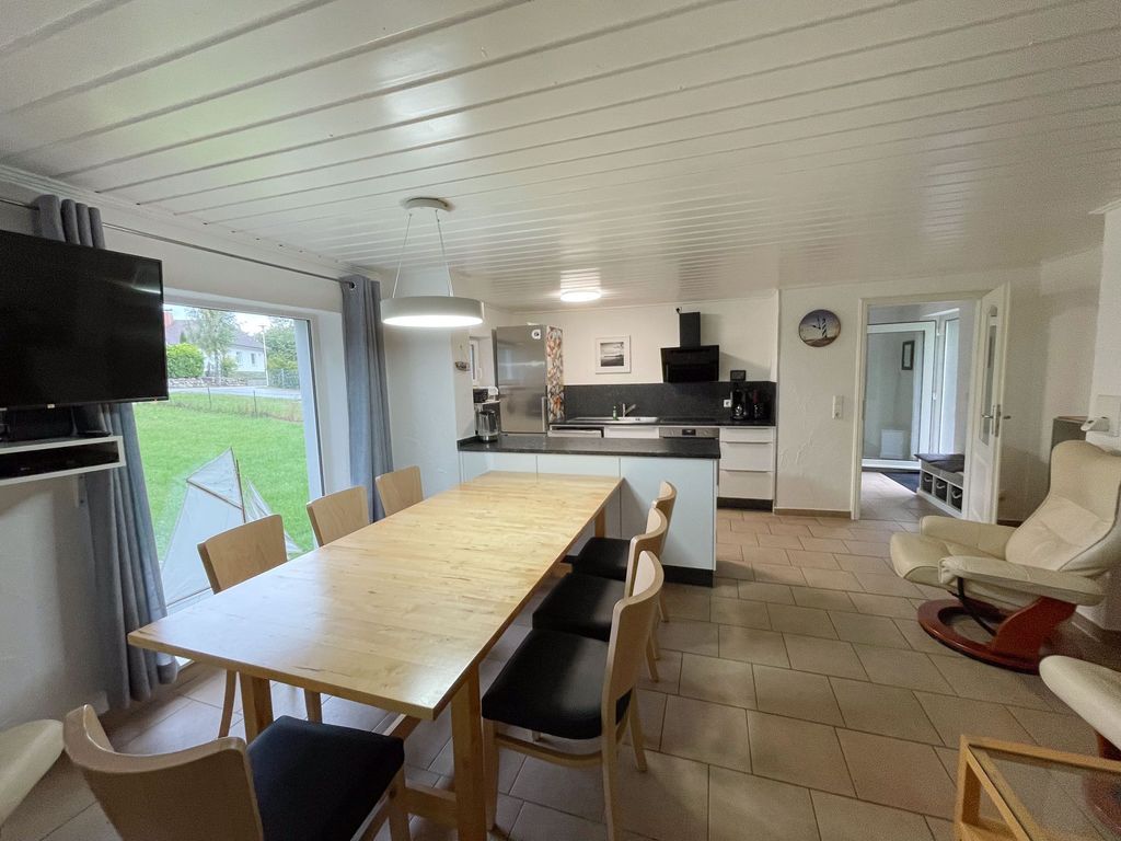 Wohnzimmer und Küche