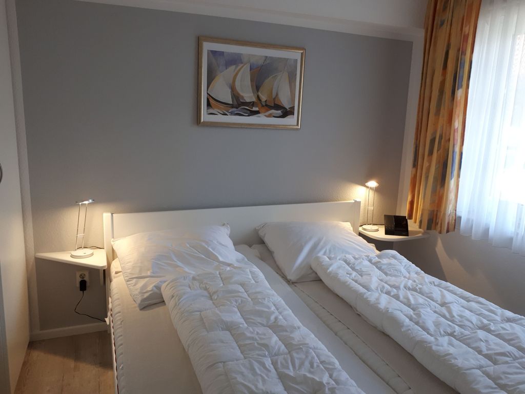 Schlafzimmer mit Doppelbett