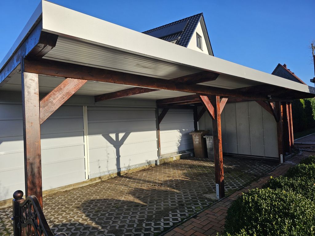 Carport für die Ferienwohnung