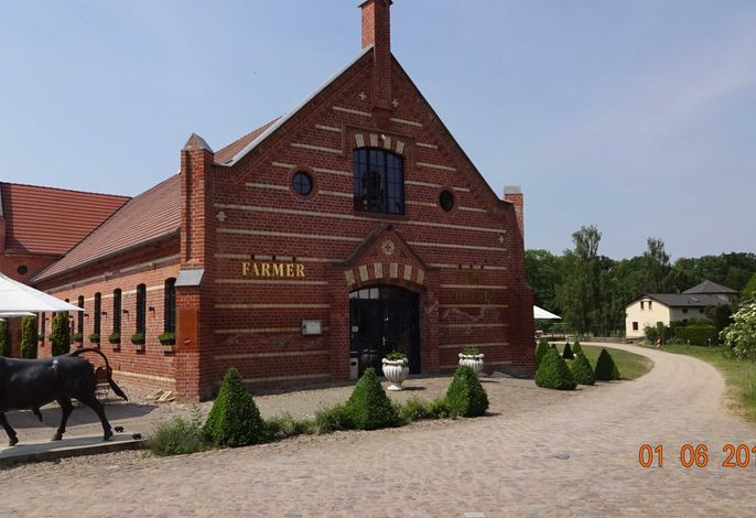 Farmer Steakhouse