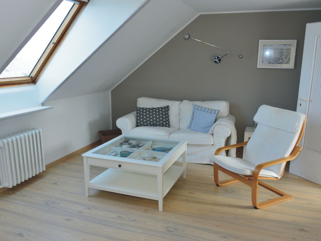 Wohnzimmer App. 3