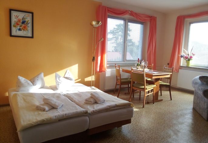 Photo Ostalgiehaus - Ferienhaus Am Stettiner Haff 8