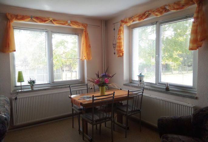 Photo Ostalgiehaus - Ferienhaus Am Stettiner Haff 8