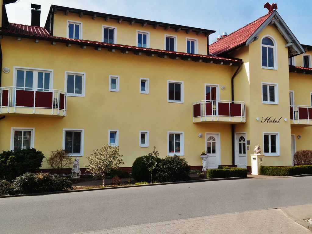 Hotel30