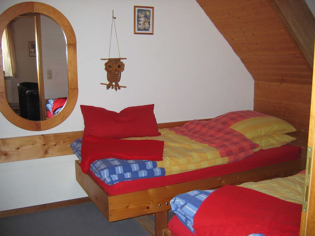 Schlafzimmer mit 2 Einzelbetten