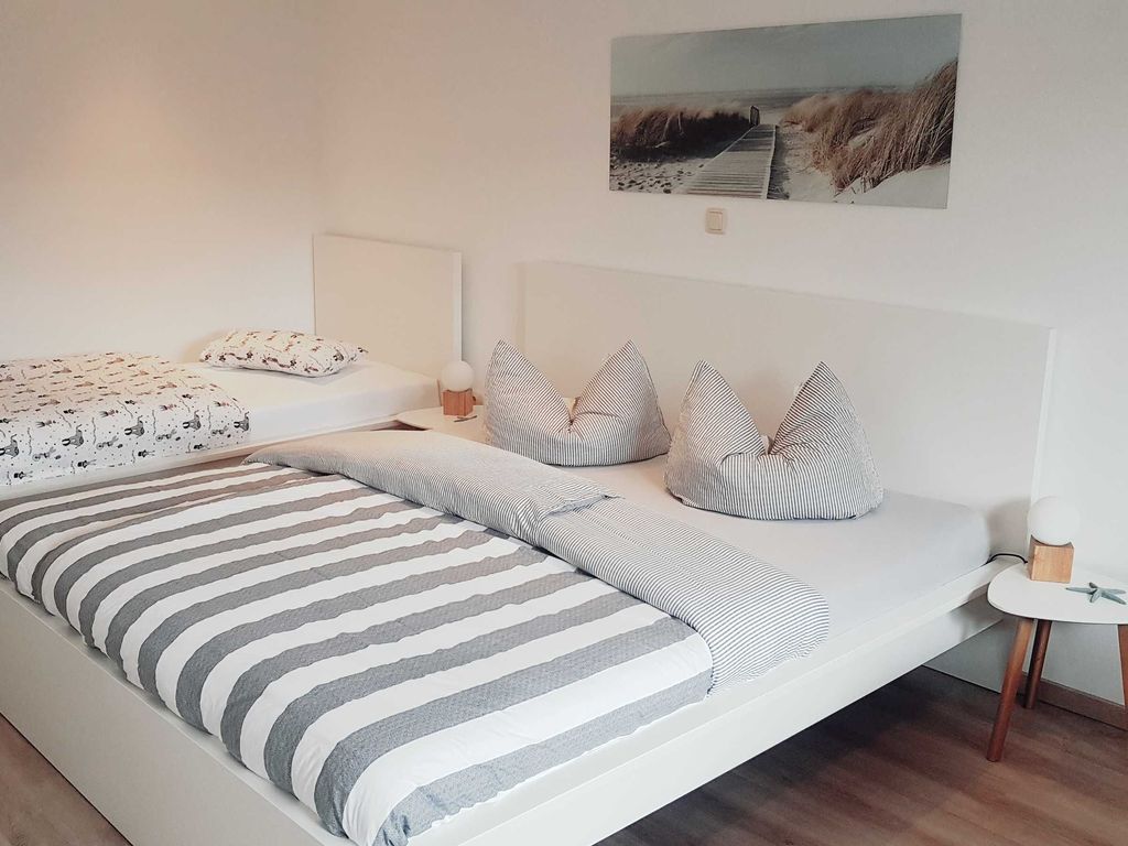 Doppelbett u. Einzelbett