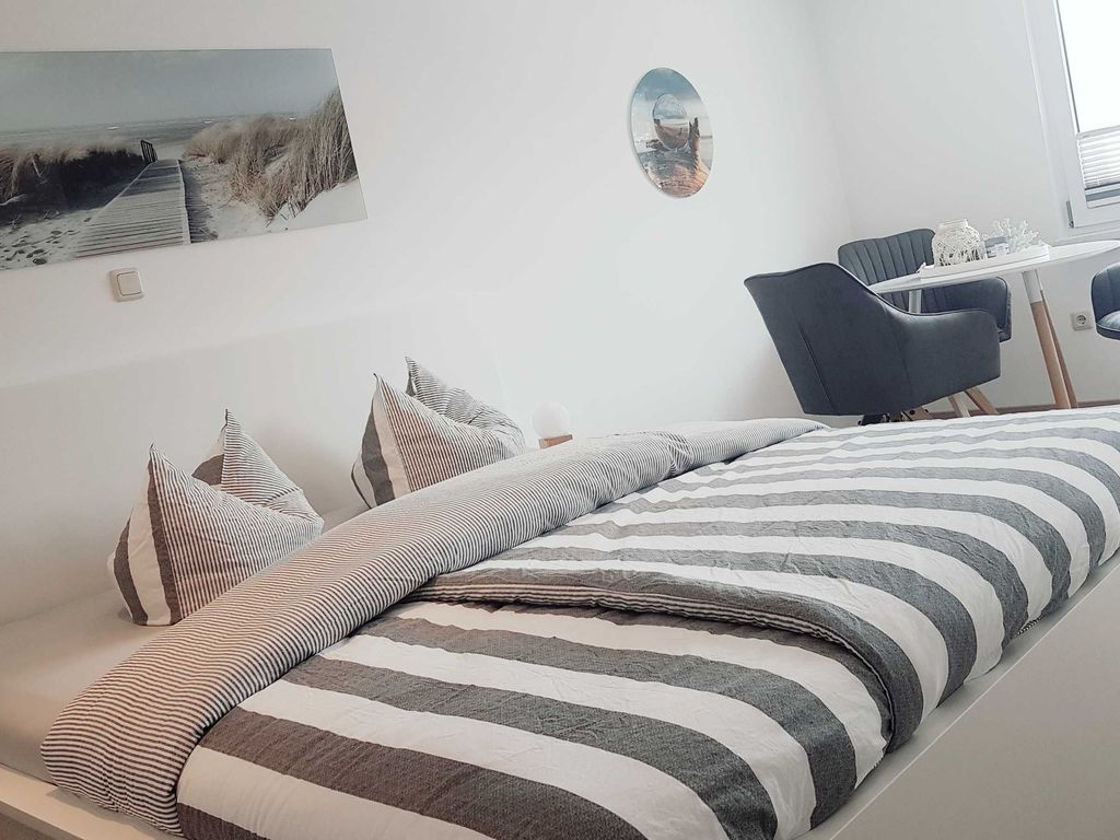 Doppelbett mit Sitzecke