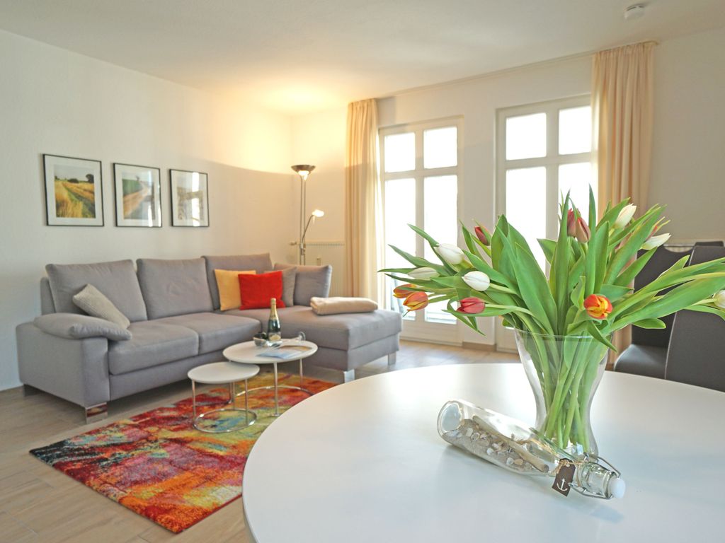 Wohnzimmer mit Schlafcouch