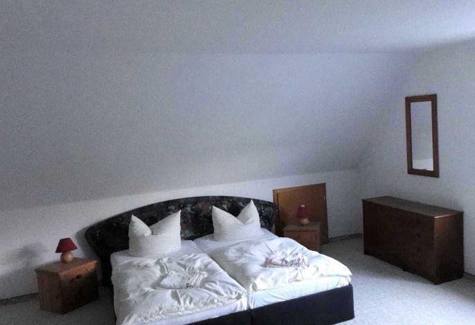 Doppelzimmer 30 m² (Gemeinschaftsbad)