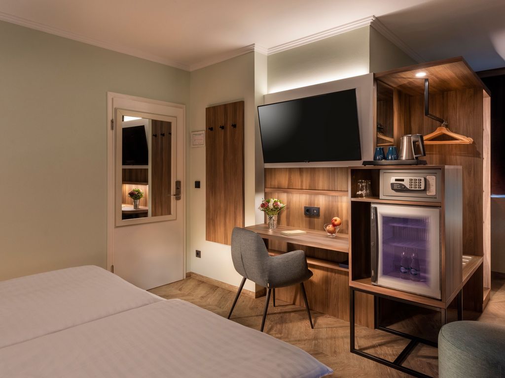 Komfort-Zimmer mit Balkon