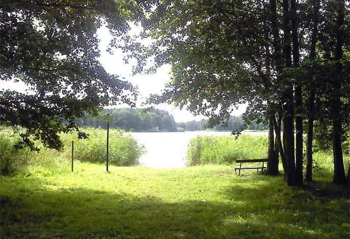 Weg zum Badebereich