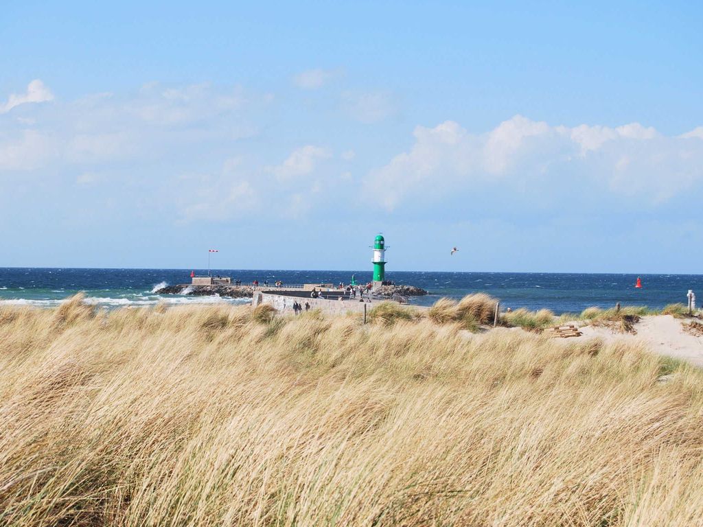 Düne mit Leuchtturm