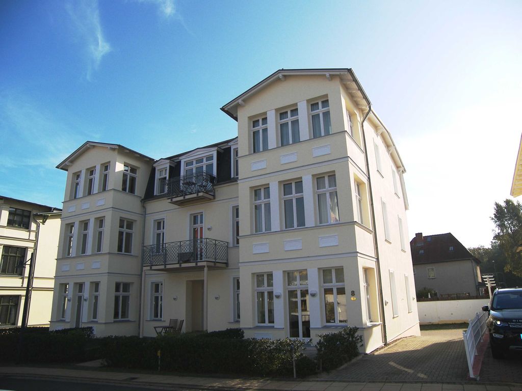 Außen vorne