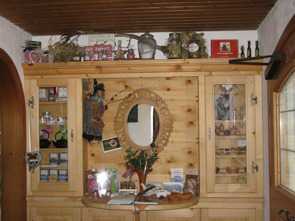der Schrank der Kräuterhexe....