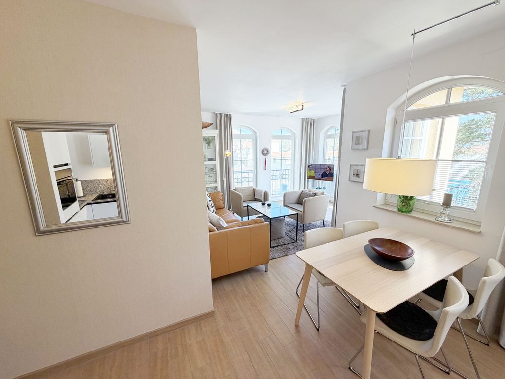 Kurparkresidenz in Baabe WE 15 - Essbereich und Wohnzimmer